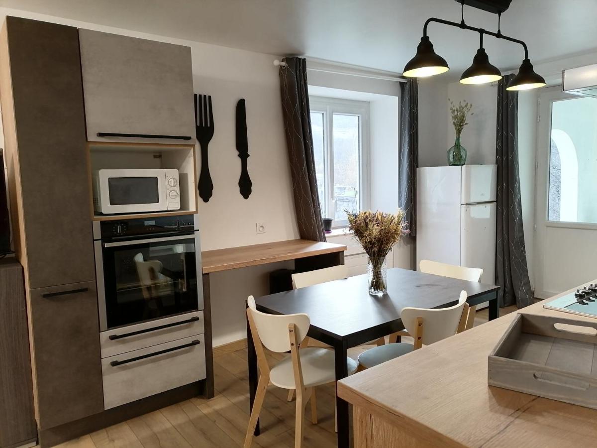 Aux D'estaing Croises, De Montagne Accessible A Tous Estaing (Hautes-Pyrenees)